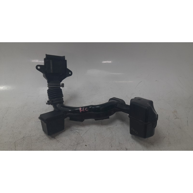 Recambio de canalizador de aire para toyota c-hr (_x1_) 1.8 hybrid (zyx10_, zyx11_) referencia OEM IAM 17751OT190  