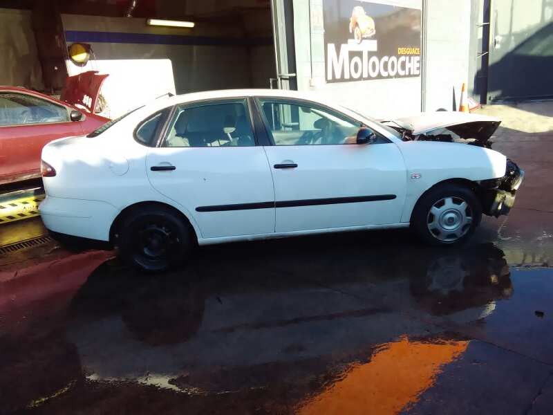 seat cordoba berlina (6l2) del año 2004