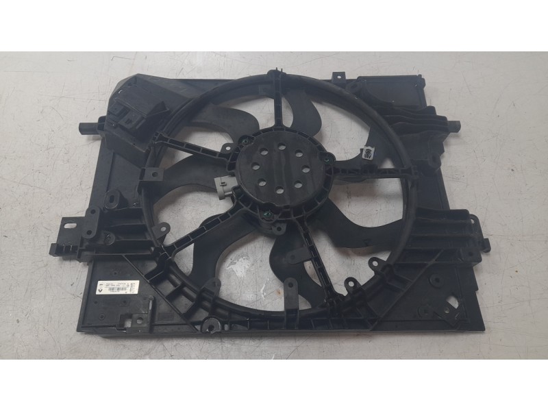 Recambio de electroventilador para renault clio v (b7_) 1.0 lpg (b7mt) referencia OEM IAM 214810411R  102GA226019/RN332F101/4701