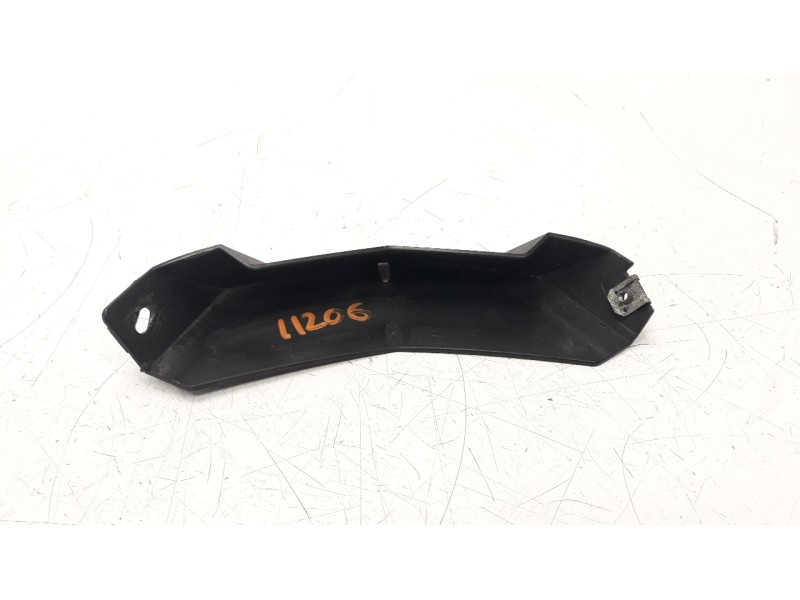 Recambio de moldura para bmw f 800 gt referencia OEM IAM 46638528615  