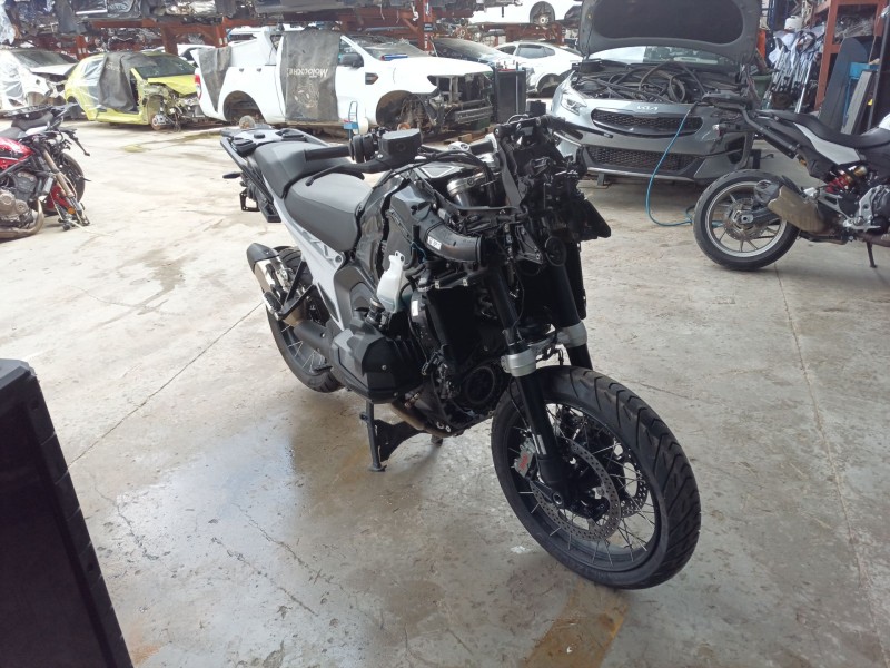 bmw r 1300 gs del año 2023