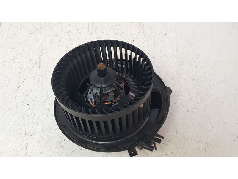 Recambio de ventilador calefaccion para seat leon (5f1) 1.5 tsi referencia OEM IAM 5Q1819021H MT78709C 34197/VHF240037HQ