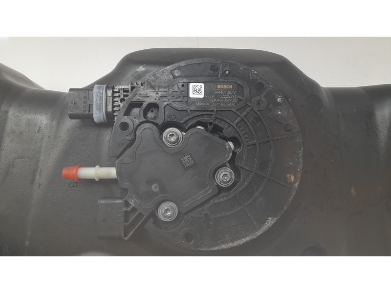 Recambio de deposito adblue para citroën jumper furgon 3.5 l3 h2 bluehdi 14 s&s 6v referencia OEM IAM 1395774080  