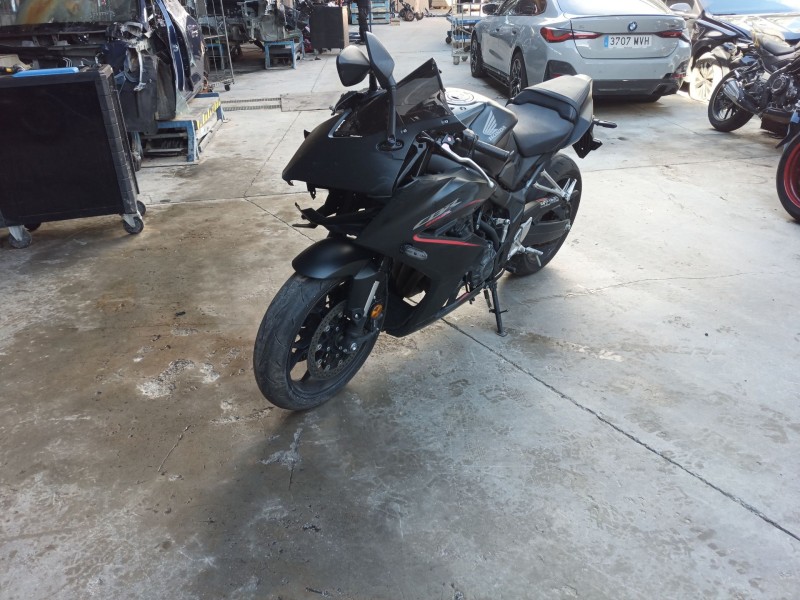 honda cbr (601cc - ) del año 2025