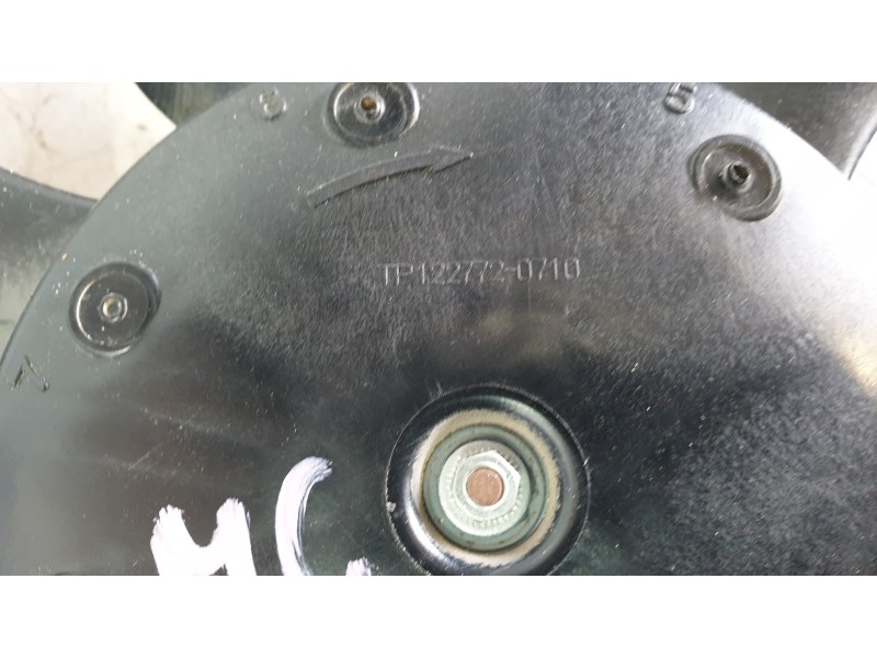 Recambio de electroventilador para opel corsa f (p2jo) 1.2 (68) referencia OEM IAM TP1227720710 TP0421730040 
