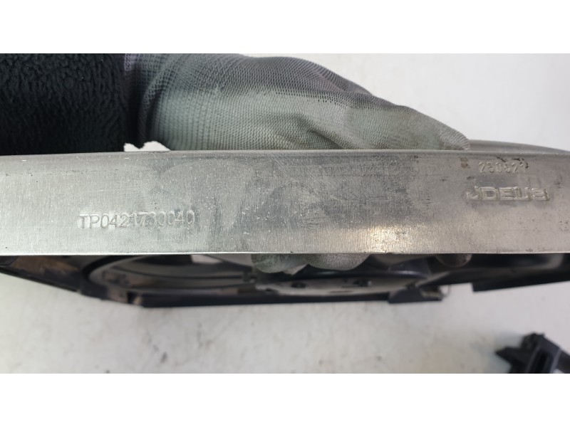 Recambio de electroventilador para opel corsa f (p2jo) 1.2 (68) referencia OEM IAM TP1227720710 TP0421730040 