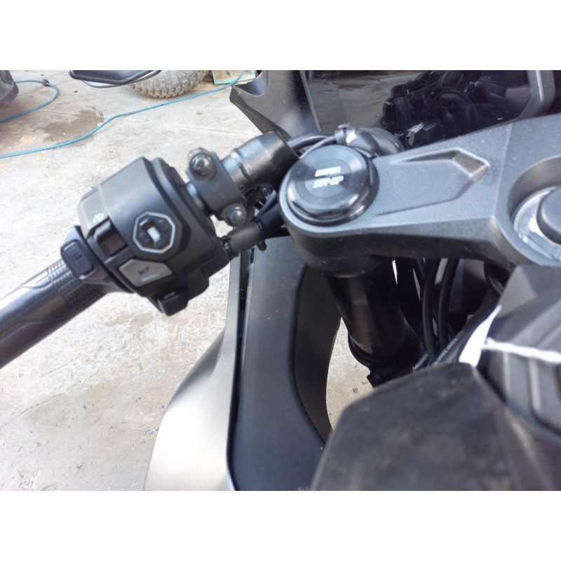 Recambio de piña luces izquierda para honda cbr (601cc - ) cbr 650 r (rh07, rh01) referencia OEM IAM   