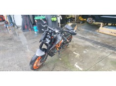 ktm 125 duke del año 2022 2