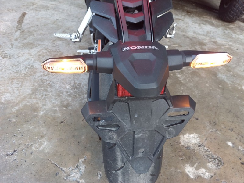 Recambio de piloto trasero izquierdo para honda cbr (601cc - ) cbr 650 r (rh07, rh01) referencia OEM IAM   