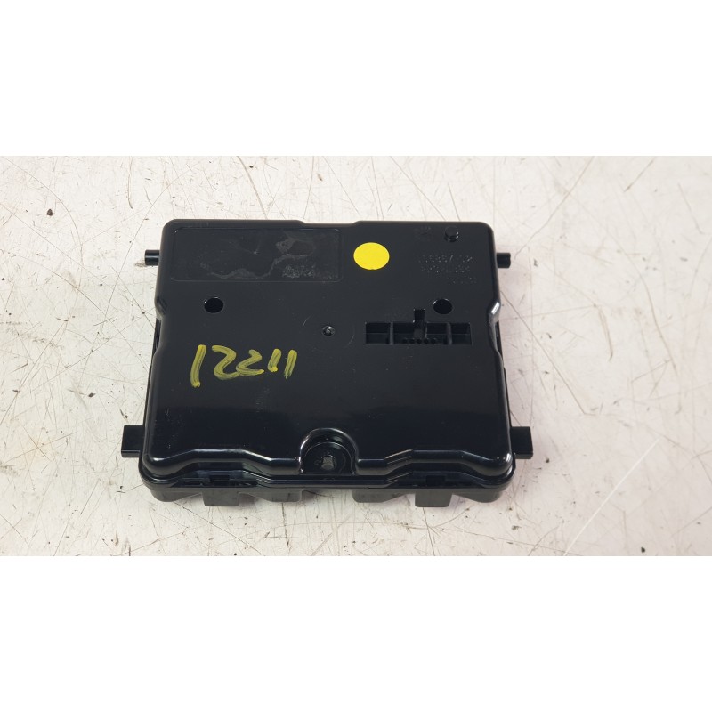 Recambio de modulo electronico para renault megane iv hatchback (b9a/m/n_) 1.3 tce 140 (b9nb) referencia OEM IAM 19686702  