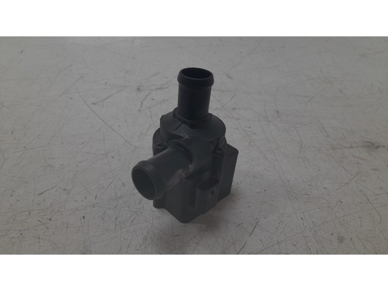 Recambio de bomba agua para audi a4 b9 avant (8w5, 8wd) s4 tdi mild hybrid quattro referencia OEM IAM 06H121601P  390061/CPZAU02