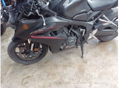 CARENADO DELANTERO IZQUIERDO 64220MKYE00ZA 