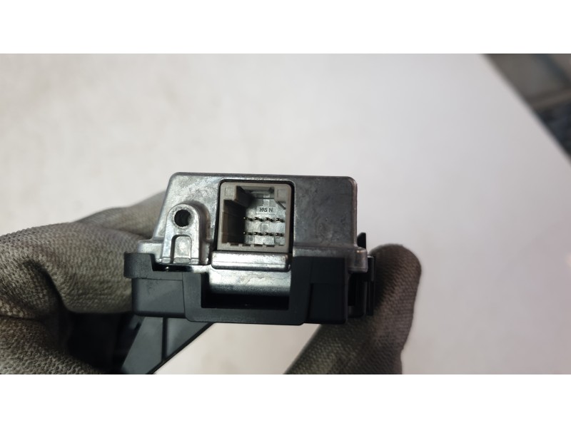 Recambio de camara vision trasera para renault megane iv hatchback (b9a/m/n_) 1.3 tce 140 (b9nb) referencia OEM IAM 284624085R  