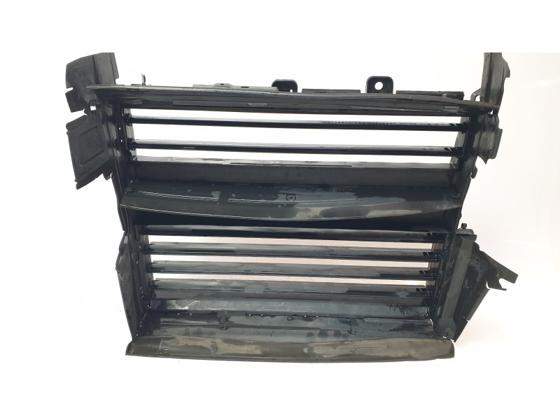 Recambio de calandra delantera de radiador para opel corsa f (p2jo) 1.2 (68) referencia OEM IAM 113831600  