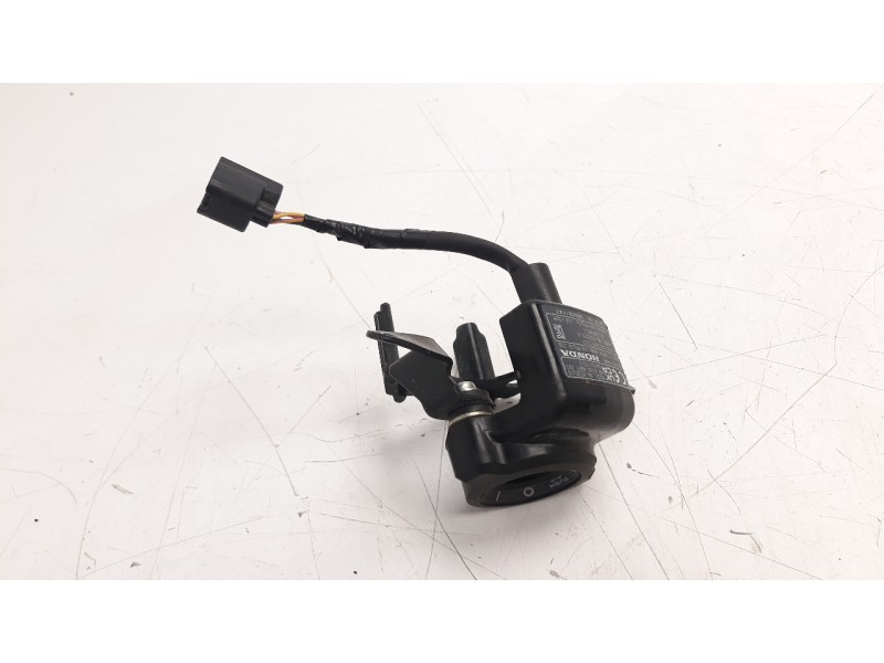 Recambio de antena para honda cb 650r referencia OEM IAM HLJ2RIMS1 BSSEU10A 