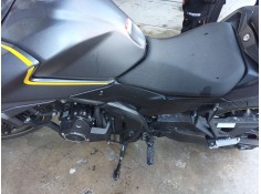 Recambio de moldura para voge 525r referencia OEM IAM   