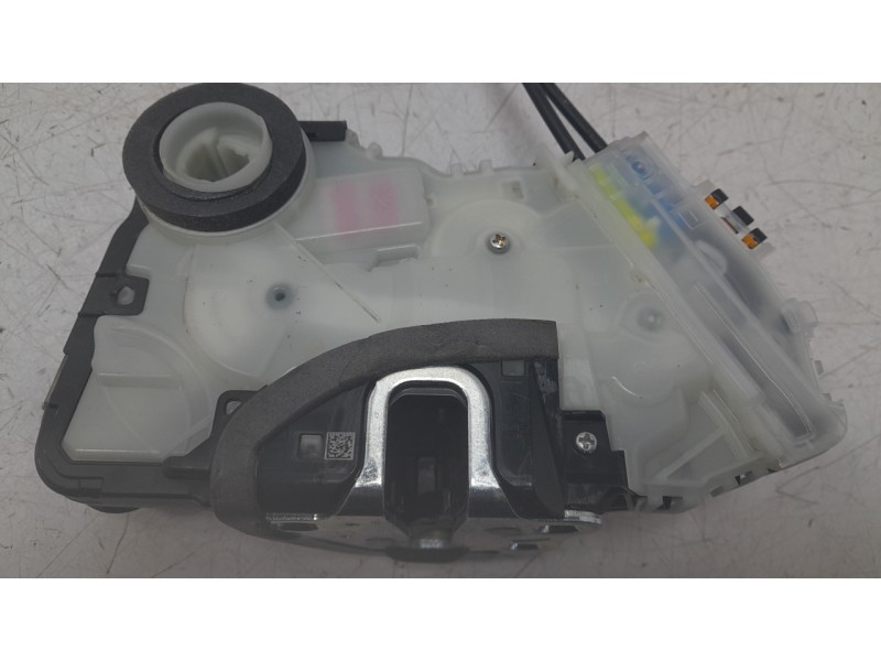 Recambio de cerradura puerta delantera izquierda para toyota c-hr hybrid active referencia OEM IAM 69040F4140  
