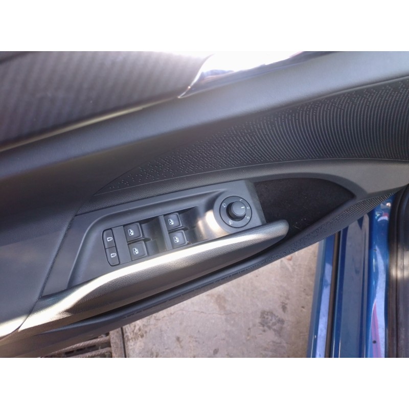 Recambio de mando elevalunas delantero izquierdo para skoda enyaq iv suv (5az) 80x 4x4 referencia OEM IAM   