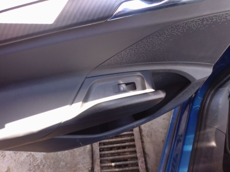 Recambio de mando elevalunas trasero izquierdo para skoda enyaq iv suv (5az) 80x 4x4 referencia OEM IAM   