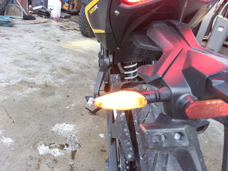 Recambio de piloto trasero izquierdo para voge 525r referencia OEM IAM   