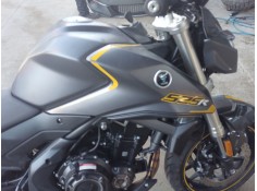 Recambio de carenado delantero derecho para voge 525r referencia OEM IAM   