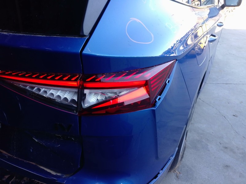 Recambio de piloto trasero derecho para skoda enyaq iv suv (5az) 80x 4x4 referencia OEM IAM   