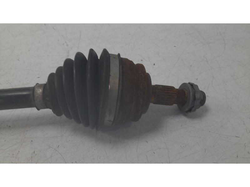 Recambio de transmision delantera derecha para opel corsa f (p2jo) 1.2 (68) referencia OEM IAM 9825390980  T39298