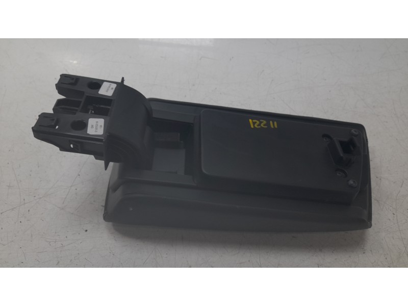 Recambio de apoyabrazos central para renault megane iv hatchback (b9a/m/n_) 1.3 tce 140 (b9nb) referencia OEM IAM 969208208R  