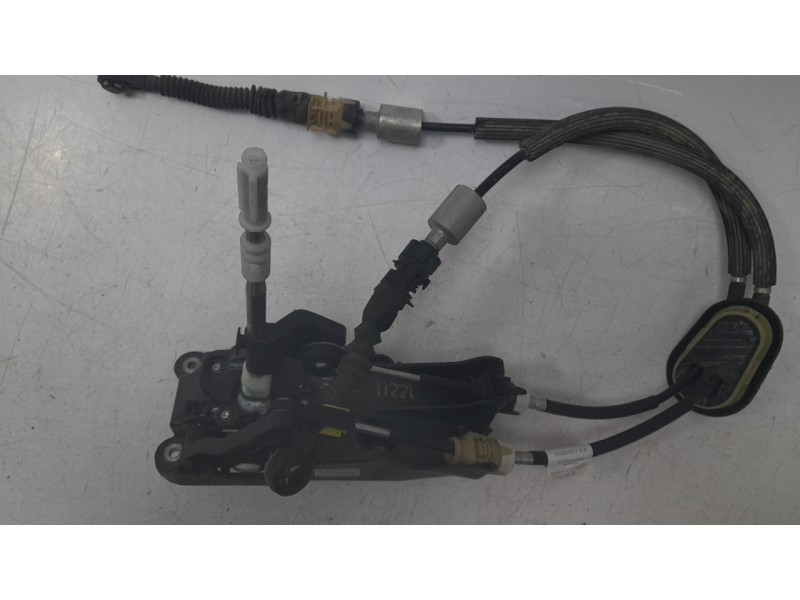 Recambio de palanca cambio para renault megane iv hatchback (b9a/m/n_) 1.3 tce 140 (b9nb) referencia OEM IAM 341042886R  