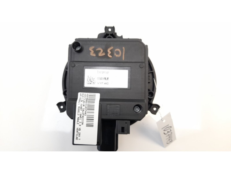 Recambio de ventilador calefaccion para audi a4 avant (8w5) 3.0 v6 24v tdi referencia OEM IAM 4M1820021  