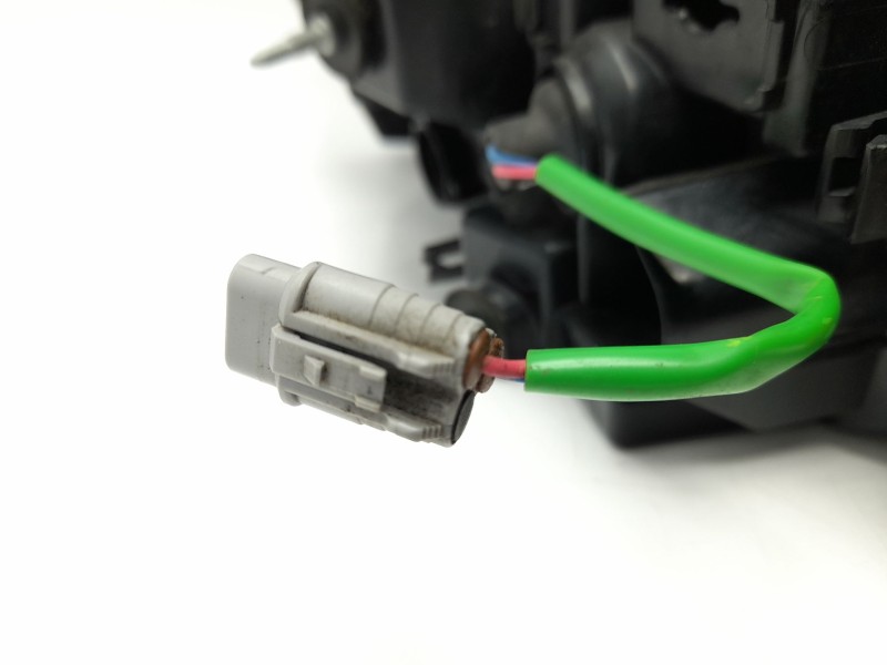 Recambio de piloto trasero derecho interior para nissan qashqai iii (j12) 1.3 dig-t referencia OEM IAM 265506UN1A  