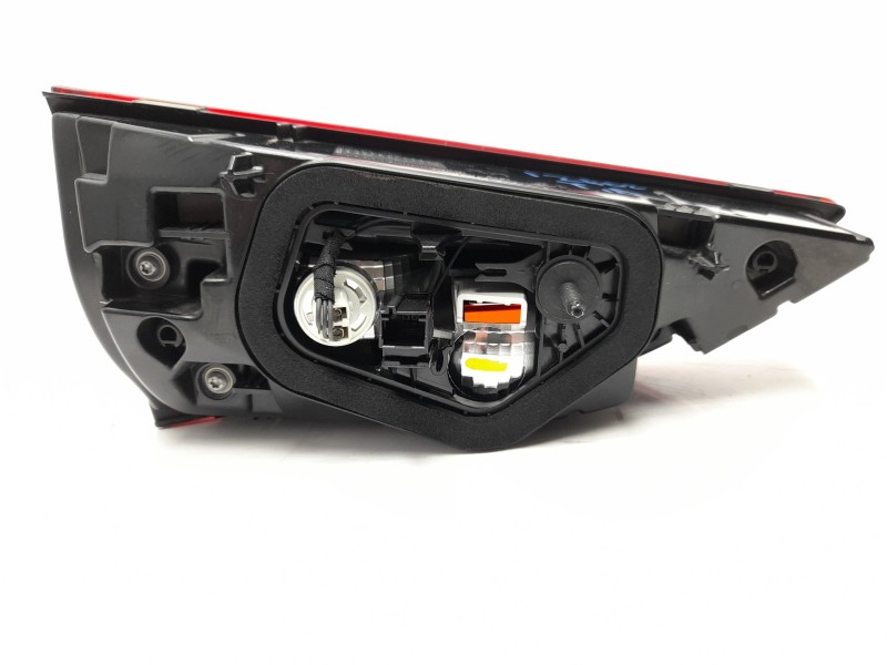 Recambio de piloto trasero derecho interior para opel grandland / grandland x (a18, p1uo) 1.2 (75) referencia OEM IAM YP00016480