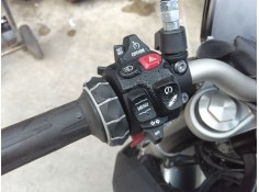 PIÑA LUCES IZQUIERDA 