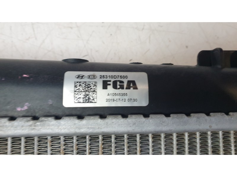 Recambio de radiador agua para kia sportage drive 4x2 referencia OEM IAM 25310D7500  550064