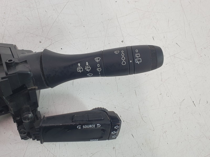 Recambio de mando multifuncion para dacia duster iii eco-g 100 essential referencia OEM IAM 255670343R LK1054071700 