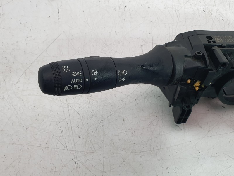 Recambio de mando multifuncion para dacia duster iii eco-g 100 essential referencia OEM IAM 255670343R LK1054071700 