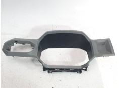 Recambio de moldura para dacia duster iii eco-g 100 essential referencia OEM IAM 681356604R  