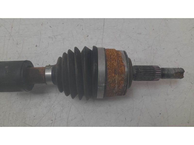 Recambio de transmision delantera izquierda para dacia duster iii eco-g 100 essential referencia OEM IAM 391011407R  