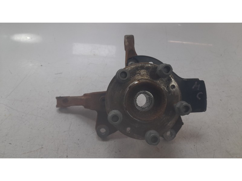 Recambio de mangueta delantera izquierda para dacia duster iii eco-g 100 essential referencia OEM IAM 400150755R  