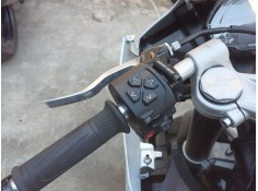 Recambio de piña luces izquierda para triumph daytona 660 referencia OEM IAM   