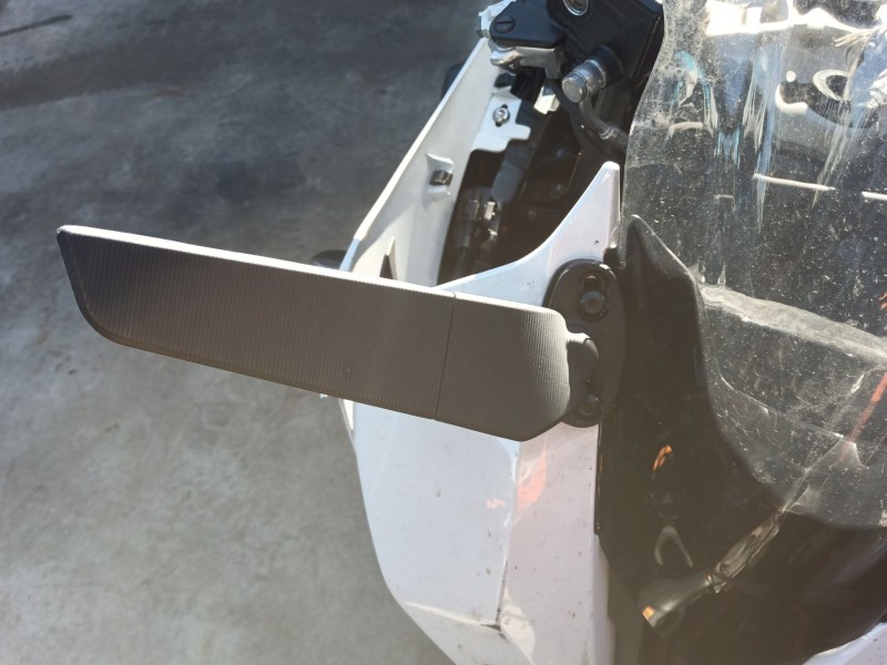 Recambio de retrovisor derecho para triumph daytona 660 referencia OEM IAM   