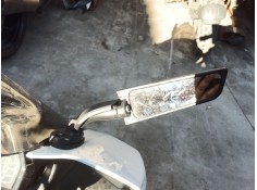Recambio de retrovisor derecho para triumph daytona 660 referencia OEM IAM    2
