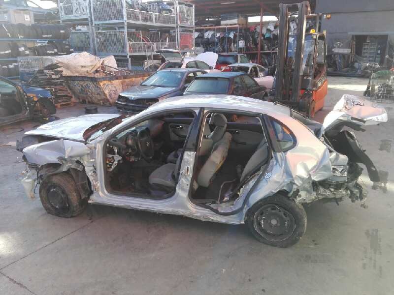 seat cordoba berlina (6l2) del año 2003