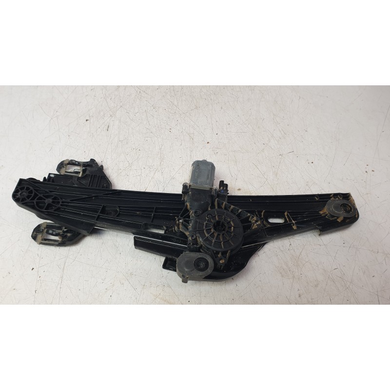 Recambio de elevalunas trasero derecho para hyundai kona (os, ose, osi) 1.6 gdi hybrid referencia OEM IAM 9829048380  