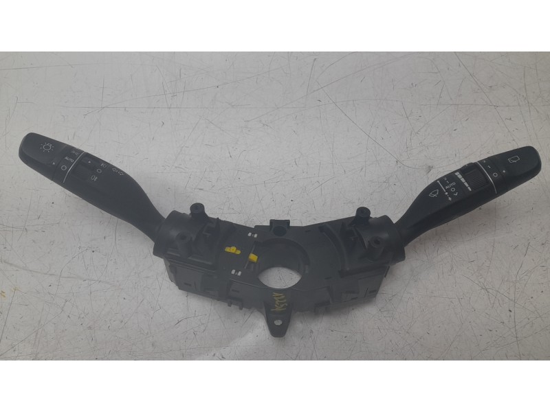 Recambio de mando multifuncion para hyundai kona (os, ose, osi) 1.6 gdi hybrid referencia OEM IAM 93404J9960  