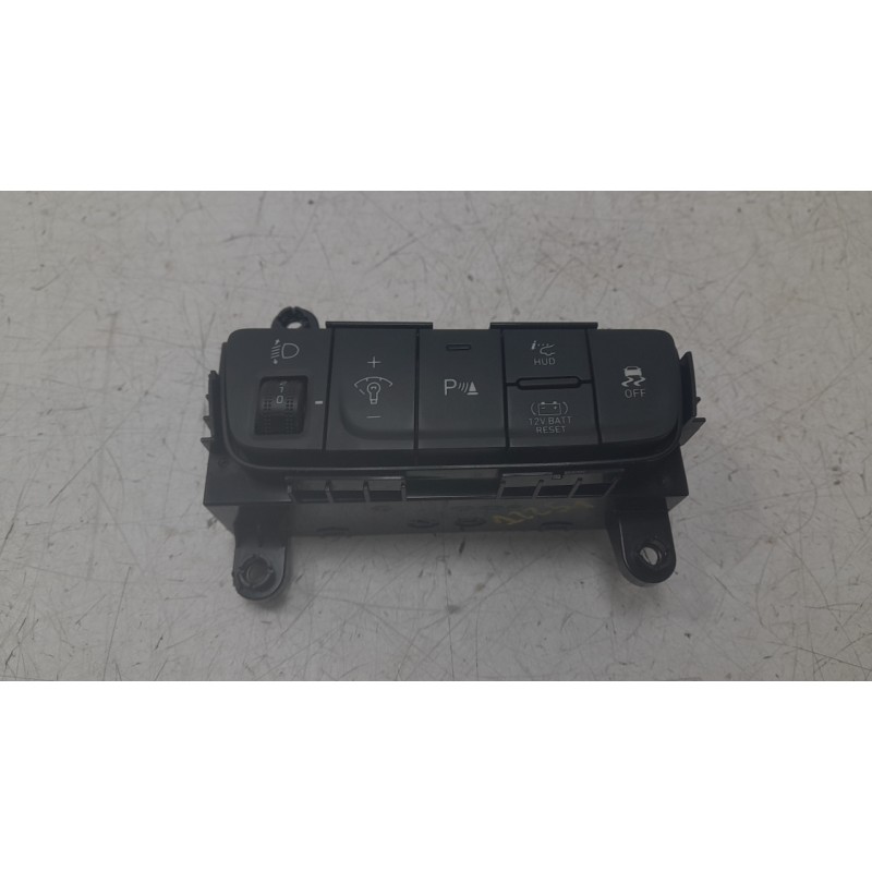 Recambio de mando multifuncion para hyundai kona (os, ose, osi) 1.6 gdi hybrid referencia OEM IAM 93710CMBN0TRY  