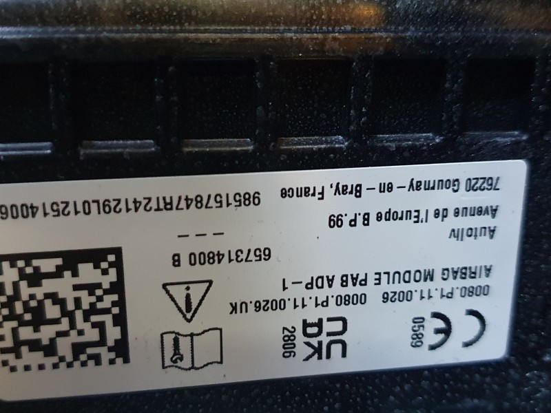 Recambio de kit airbag para dacia duster iii eco-g 100 essential referencia OEM IAM 681034137R 868854026R / 868842653R / 985P006