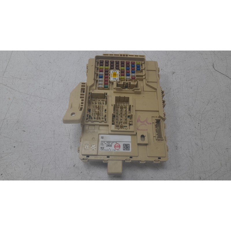 Recambio de caja reles / fusibles para hyundai kona (os, ose, osi) 1.6 gdi hybrid referencia OEM IAM 91951CM030  