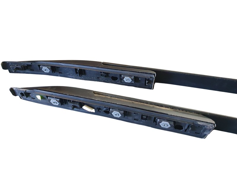 Recambio de barras techo para dacia duster iii eco-g 100 essential referencia OEM IAM 738217651R  