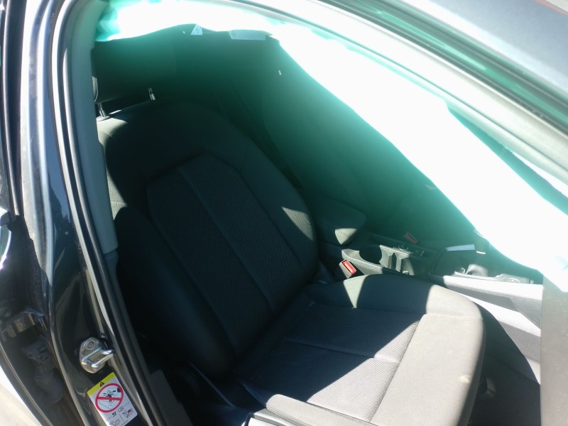 Recambio de juego asientos completo para audi a3 sportback (8ya, 8yf) 30 tdi referencia OEM IAM   